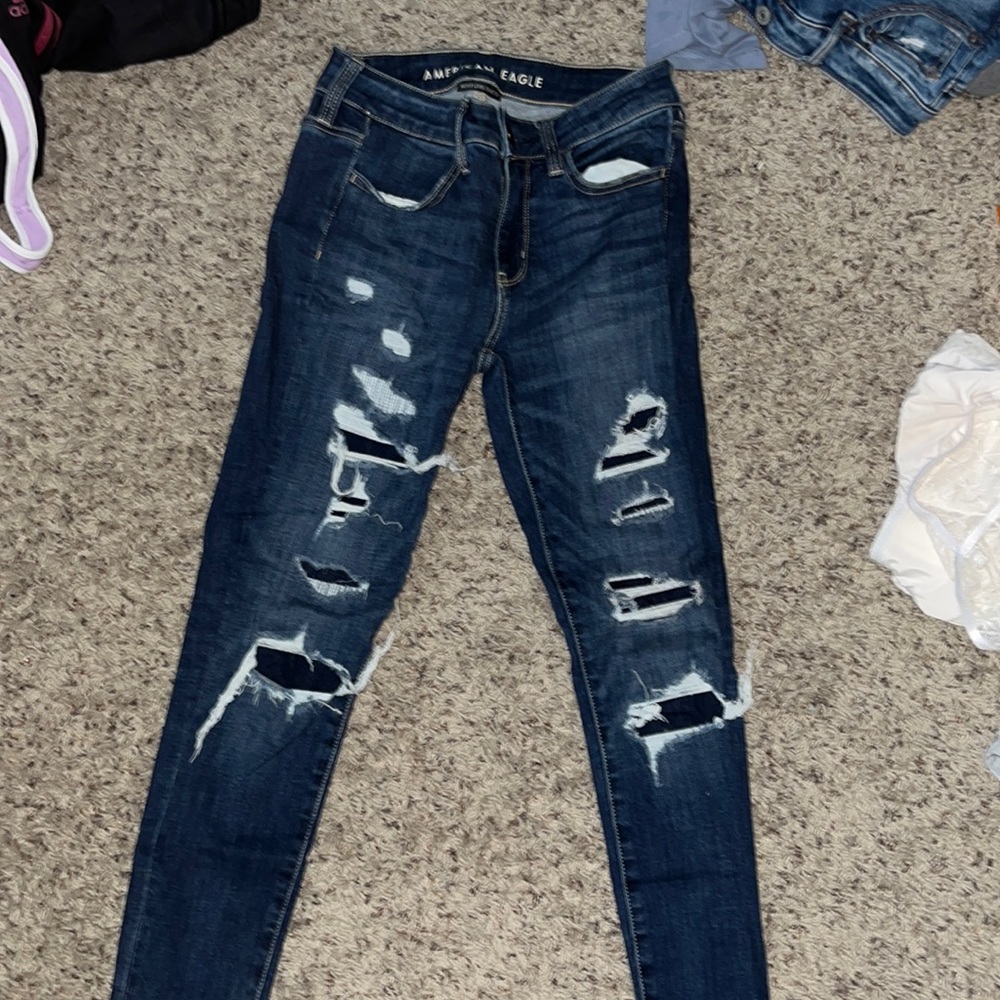 American eagle jeans. Slightly worn they’re stretchy